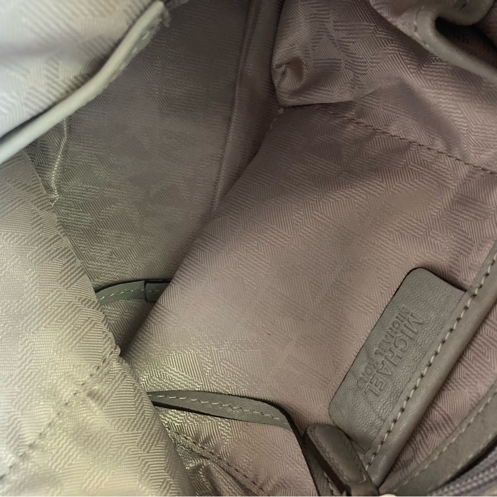 Michael Kors Gray leather bag with studded handles and Shoulder strap - Picture 10 of 13
